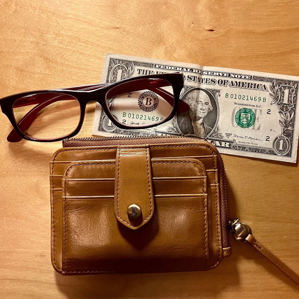 HOBO New "Poco" small wallet/card holder in "Honey"